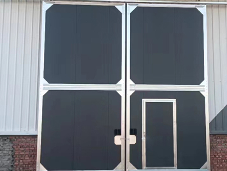 钢制保温平开门