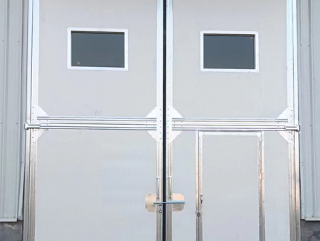 钢制保温平开门