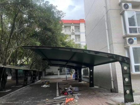 貴州企輝膜結(jié)構(gòu)工程有限公司承接重慶某部隊停車棚