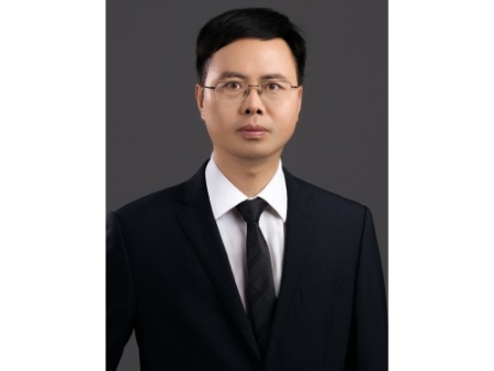 王宏菲律师