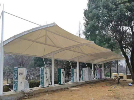 膜结构充电桩
