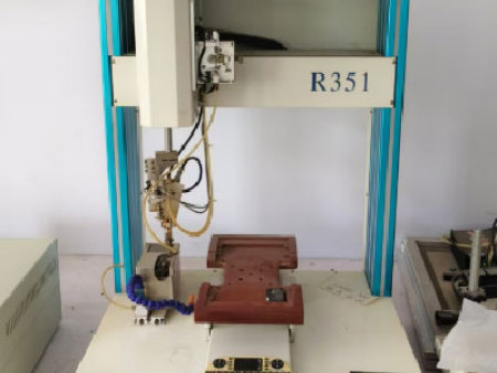 保险盒自动焊接机