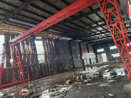 起重机安装使用现场