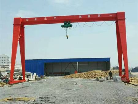 起重机安装使用现场