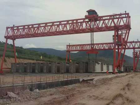 起重机安装使用现场