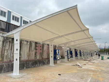 貴州遵義花溪區(qū)新建膜結(jié)構(gòu)停車棚