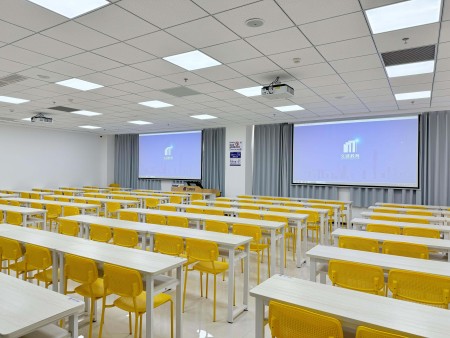 多媒体影音教室