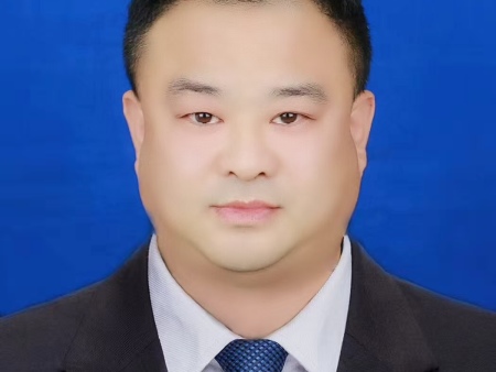 姓名，郭红波  职务，采编