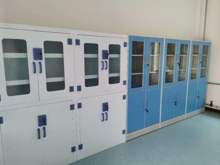 PP药品柜和全木药品柜