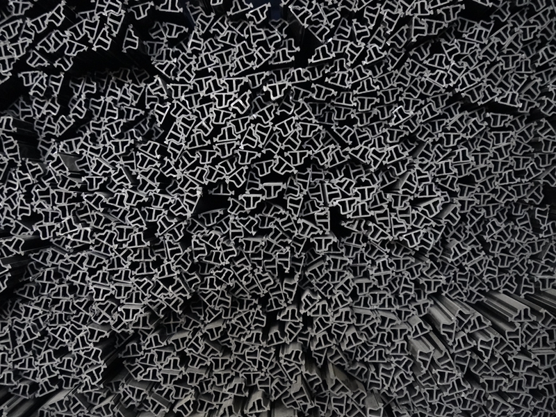 不合格隔熱條對生產影響