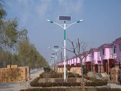 太阳能路灯-圆杆