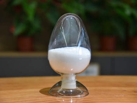 使用白炭黑提高再生胶与骨架材料之间粘合性