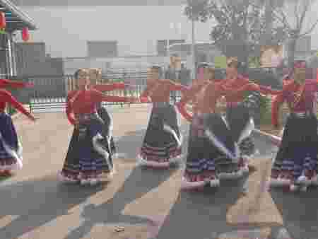 衡阳县女子鼓乐艺术团来我院慰问演出