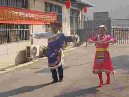 衡阳县女子鼓乐艺术团来我院慰问演出