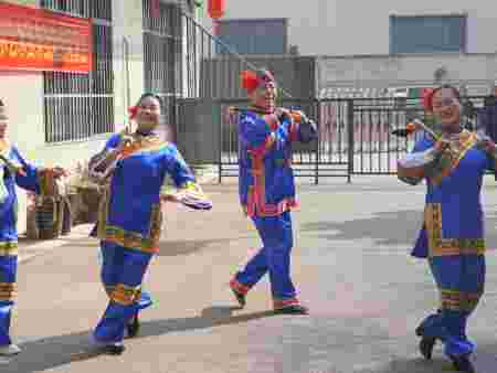 衡阳县女子鼓乐艺术团来我院慰问演出