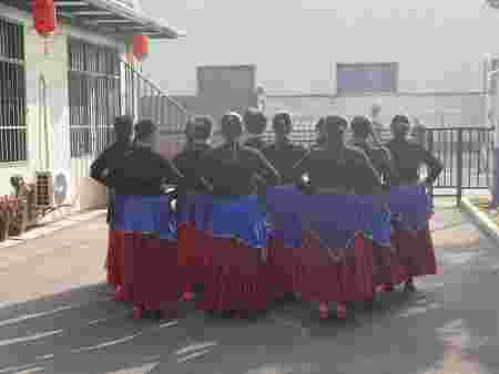 衡阳县女子鼓乐艺术团来我院慰问演出