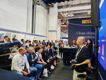 Exhibitors gather to advance and retreat together, constantly winning the future with excitement