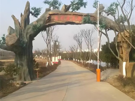 仿古树大门