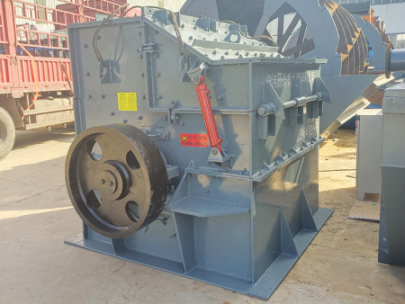 錘式破碎機