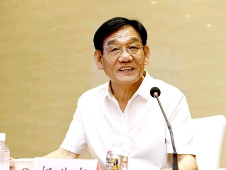 李君甫//“乡情似玉”无价宝