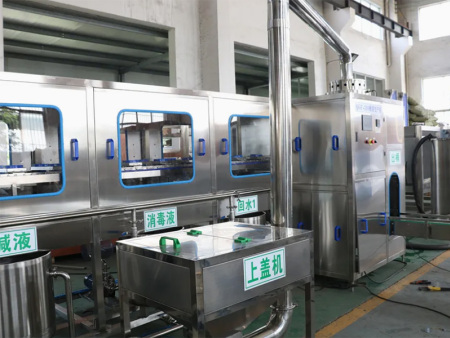 桶装水生产线