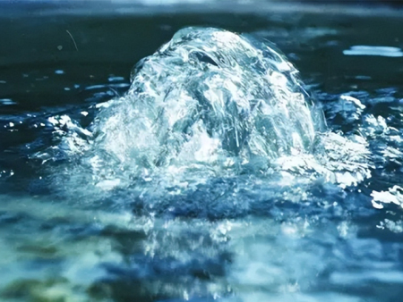 天然矿泉水是最高端的饮用水