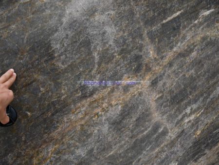 Ink Cielo quartzite