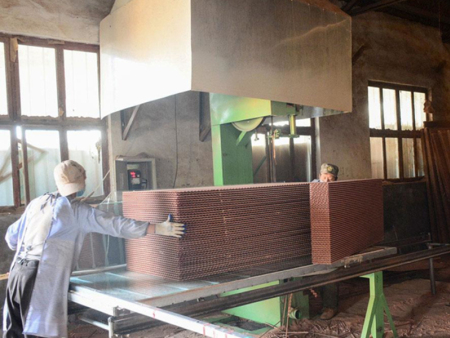 Cooling Pad Machine