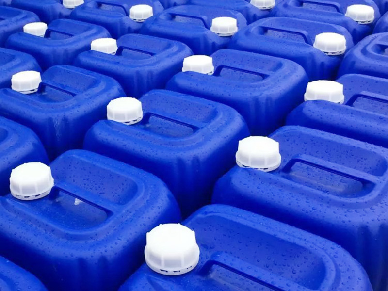 Is the acidity of hypophosphite strong or weak