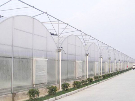 薄膜连栋温室介绍