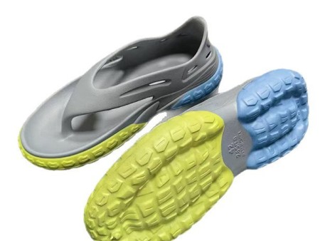 4862 包跟人字个性拖鞋40-45（单码）