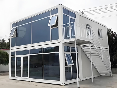 工地做彩钢活动板房还是打包箱房好呢？