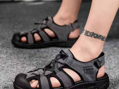 4954   包头高级感凉鞋大码40-46