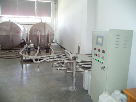 全自动勾兑控制现场