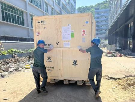 半导体设备搬迁搬运-实验室设备装卸搬运移位定位