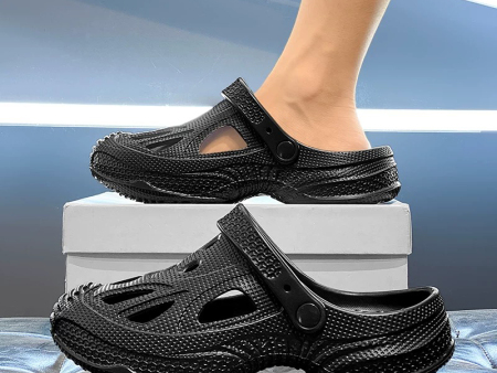 5453  颗粒纹运动洞洞鞋男38-45  