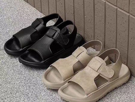5451  休闲凉鞋男款40-45