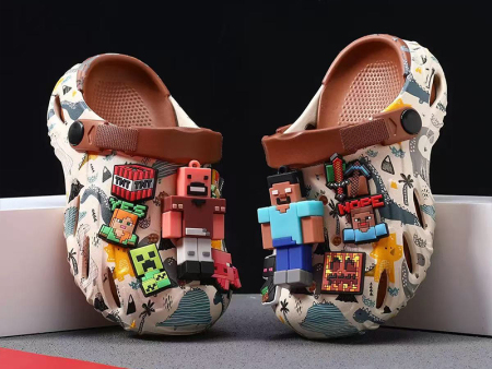 5513    儿童马赛克洞洞鞋28-38