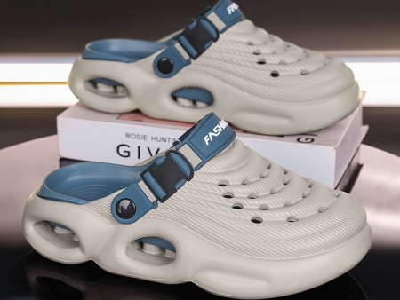 5536 双气垫男士洞洞鞋38-45