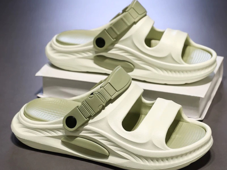 5605   双带纯双色凉鞋男38-45