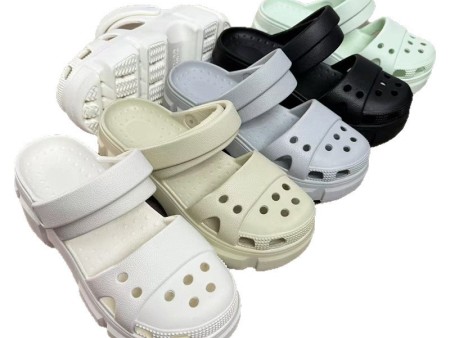 5692  包头凉鞋女款35-40