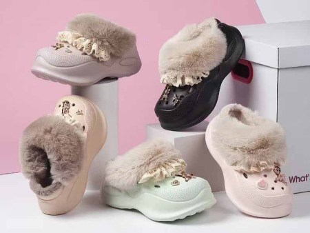 5697   蕾丝翻毛女款棉拖鞋35-40