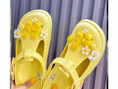 5699  蝴蝶花玛丽珍洞洞鞋女35-40