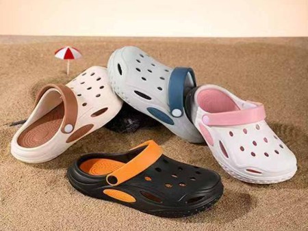 5750  亲子双色按摩洞洞鞋28-41