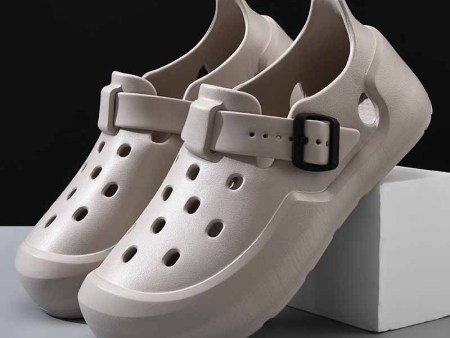 5760 情侣包跟踩屎感洞洞鞋男女35-45