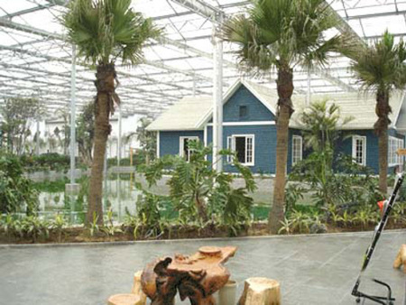 Ecological restaurant greenhouse