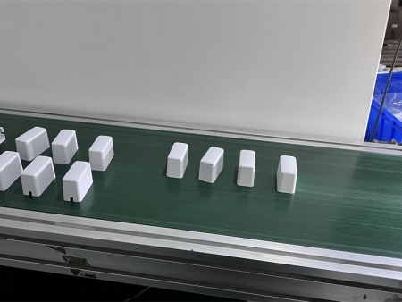 28f8de33-8c29-4faa-a9d0-fc5e80363330