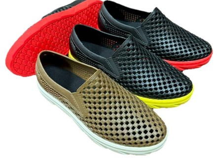 5813 透气包跟涉水鞋39-44单码