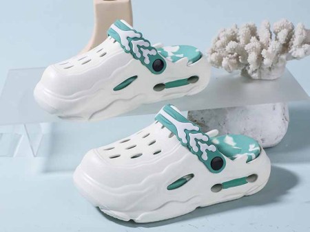 5881   迷彩双色儿童洞洞鞋30-35