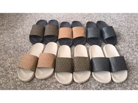 5896    跨境大码情侣老花一字拖36-50